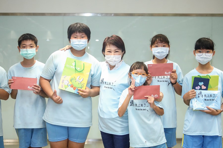 表揚大楊國小學生投稿國語日報成果斐然