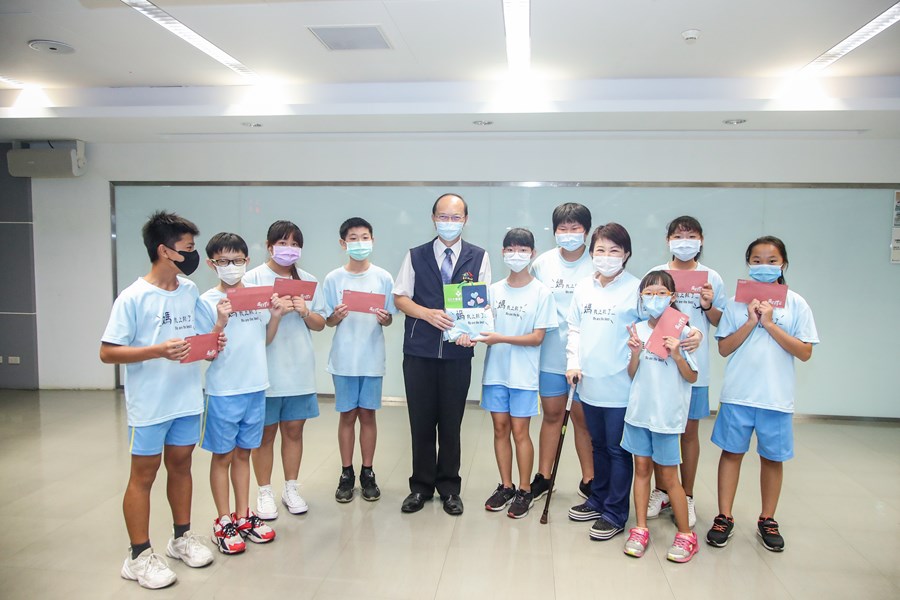 表揚大楊國小學生投稿國語日報成果斐然