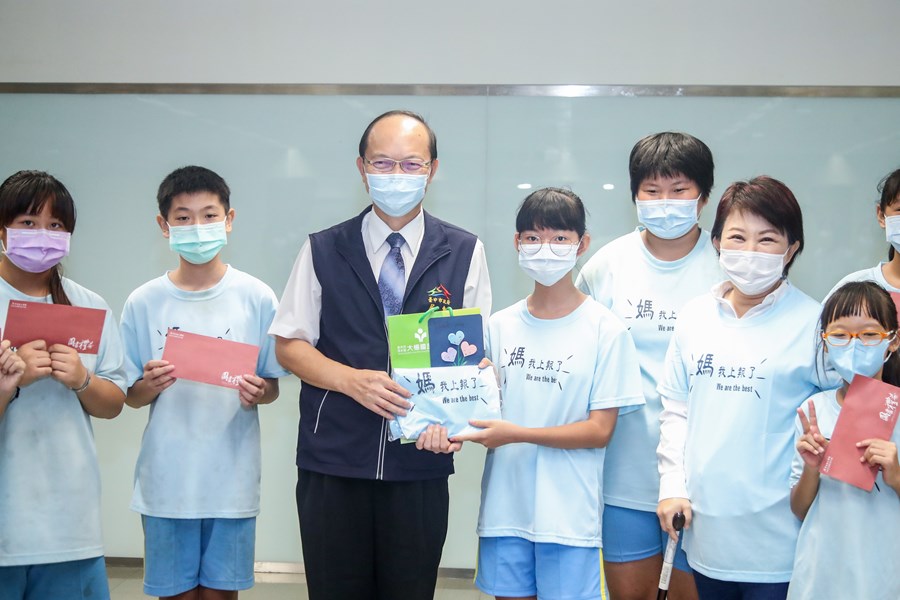 表揚大楊國小學生投稿國語日報成果斐然