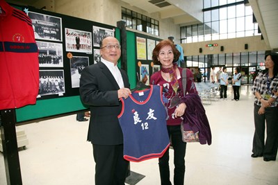 精采100籃球歷史文物展