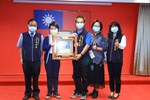 台中市獲內政部頒109年特優里長表揚--東區合作里里長-曾建成