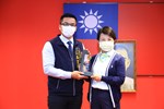 獻獎--臺中市政府研考會獲行政院開放資料人氣獎第四名