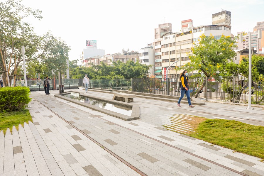 綠空鐵道軸線開幕展