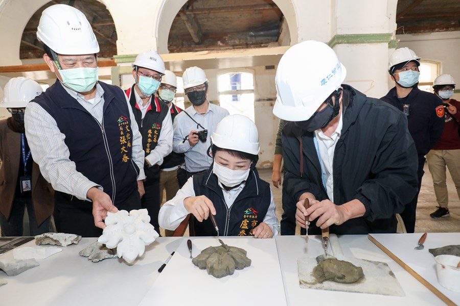 勘查台中州廳修復工程進度