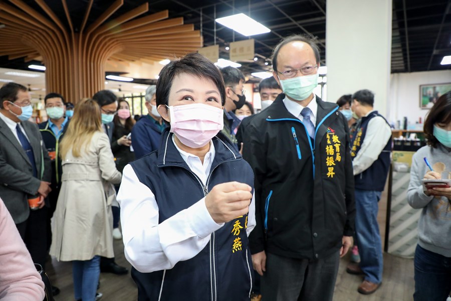 視察大學學測考場防疫應變中心