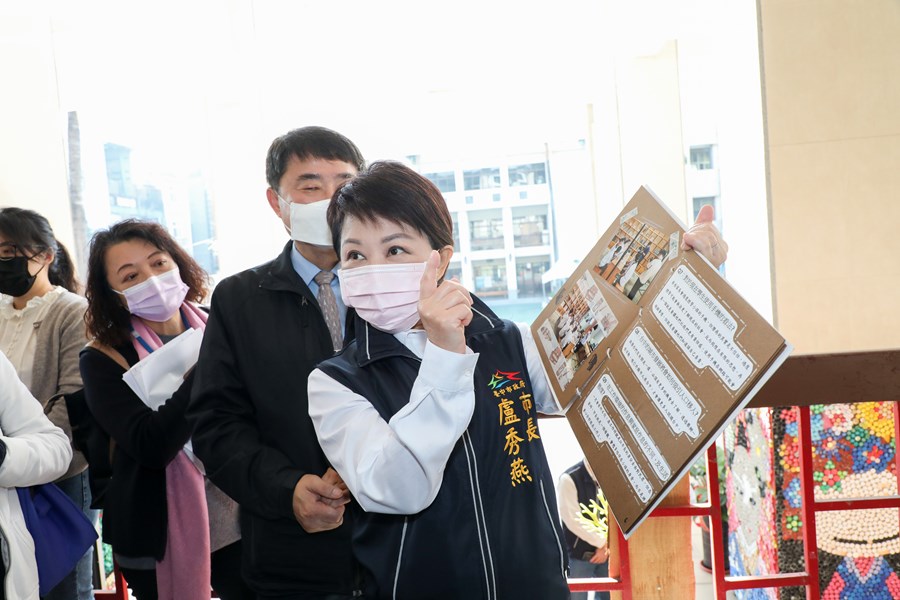 市長跟大家分享二中學生特邀她受訪的有趣小故事