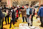 視察台中魚市場