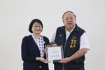 陳副市長頒發感謝狀予中華民國婦女聯合會主任委員雷倩