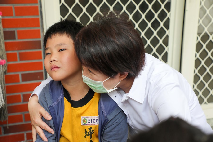 市長與坪林國小學生互動