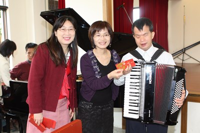 市長慰問惠明育幼院