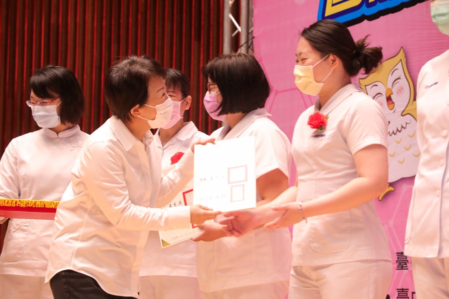 110 年台中市國際護師節暨優良護理人員表揚