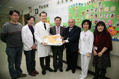 蔡副市長元宵節前至醫院慰問病童-署立豐原醫院