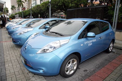 臺中市智慧電動車實車運行暨充電站啟動儀式記者會