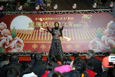 2012臺中媽祖國際觀光文化節系列活動--龍騰媽祖慶元宵團圓夜新聞連線受訪