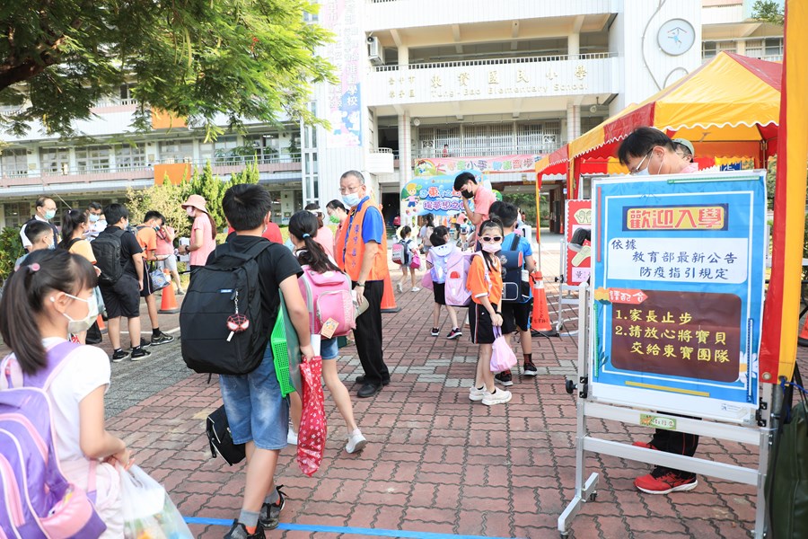 視察110學年度第1學期學校開學日校園防疫措施