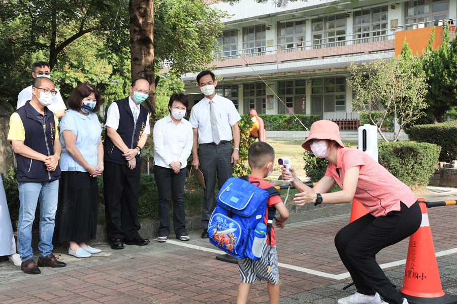 視察110學年度第1學期學校開學日校園防疫措施