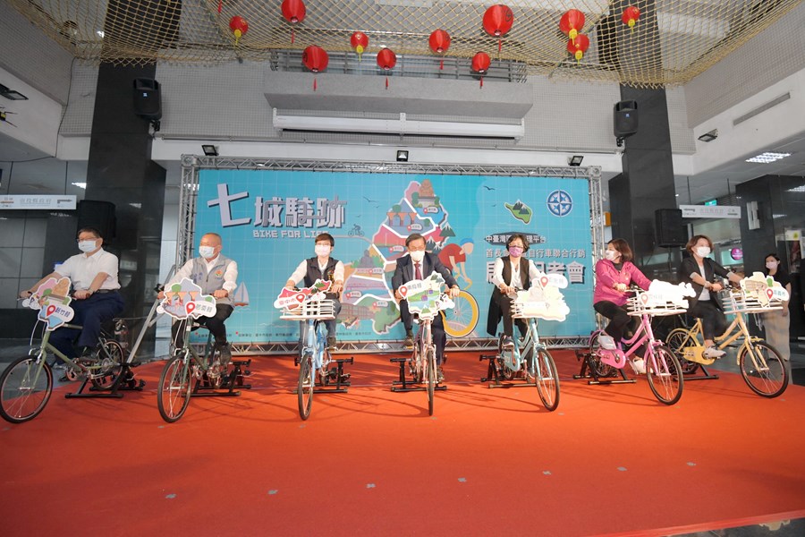 中台灣區域治理平台-110年七縣市首長會議暨自行車聯合行銷啟動記者會 (17)