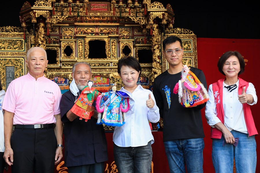 惠來里福德祠「50週年慶暨公益日頒發獎助學金」及贈匾儀式