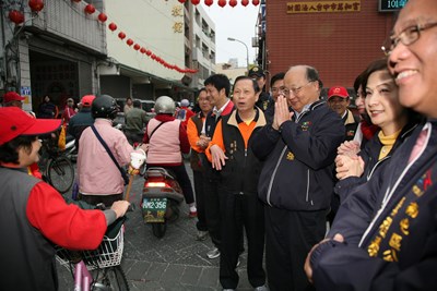 萬和宮舉辦「『老二媽』、『聖二媽』西屯省親遶境祈安活動」--起駕典禮