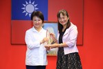 頒獎—108 至110 學年度本市轄屬公立國民中小學配合提升公共化教保服務-東區大智國小