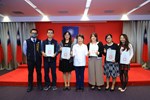 頒獎—110 年本府績優研考人員大合照