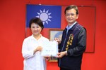 頒獎—110 年各目的事業主管機關推動志願服務方案成果評選-推動全市志工量能提升成果-第二名--消防局