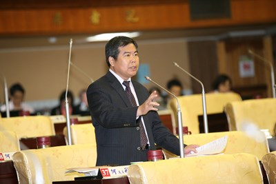 第1屆第8次議會臨時會--第二次會議