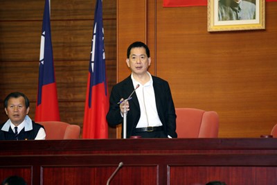 第1屆第8次議會臨時會--第七次會議