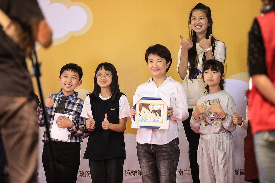 台中市111年模範兒童暨健康兒童與市長合影活動