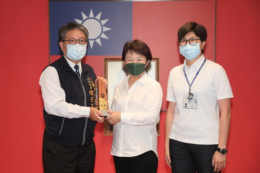 110 年度執行空氣品質維護及改善工作績效展現成果特優