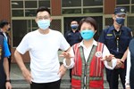 LINE_ALBUM_慰勉警察與商家互動_220908_13_調整大小