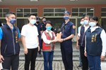 LINE_ALBUM_慰勉警察與商家互動_220908_15_調整大小
