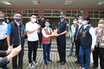 LINE_ALBUM_慰勉警察與商家互動_220908_17_調整大小