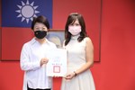 111年度教育部獎勵國民中小學推動閱讀績優學校團體及個人評選獲獎單位--閱讀推手個人獎-豐原區葫蘆墩國小-方子華老師