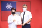 111年度教育部獎勵國民中小學推動閱讀績優學校團體及個人評選獲獎單位--閱讀推手團體獎-北屯區仁美國小