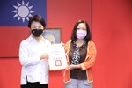 111年度教育部獎勵國民中小學推動閱讀績優學校團體及個人評選獲獎單位--閱讀推手團體獎-市立圖書館烏日分館