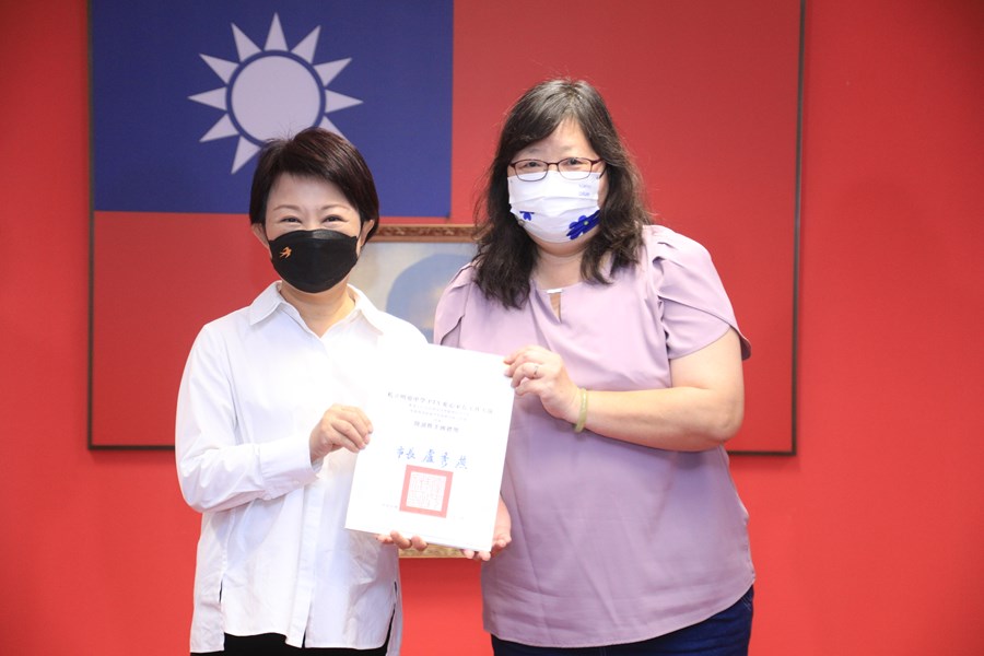 111年度教育部獎勵國民中小學推動閱讀績優學校團體及個人評選獲獎單位--閱讀推手團體獎-私立明道中學