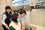 與第一線服務中心同仁歡慶婦女節 (22)