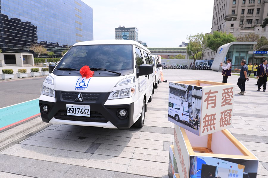 台中市台中國際同濟會小型復康巴士捐贈儀式TSAI (86)