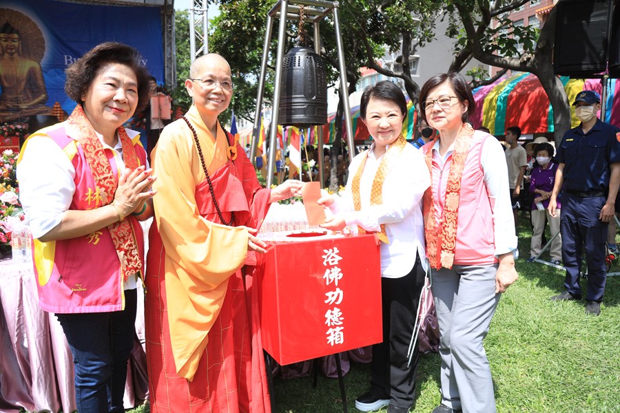 大台中佛教會慶祝112年度佛誕節舉行佛教會所屬各寺院聯合「浴佛法會典禮」--TSAI (49)