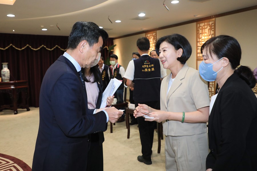 日本宮崎縣議會日台友好議員連盟星原透會長蒞府拜會 (9)