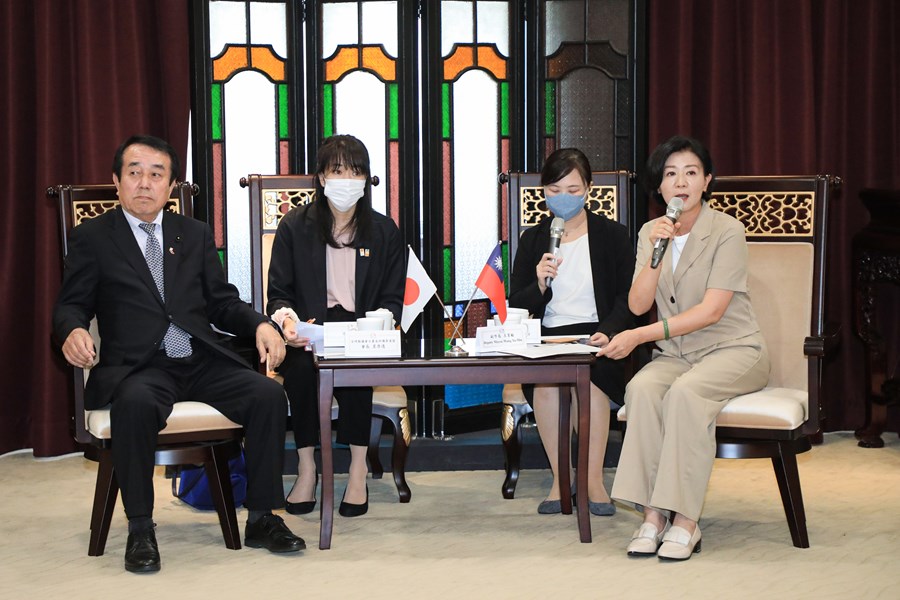 日本宮崎縣議會日台友好議員連盟星原透會長蒞府拜會 (12)