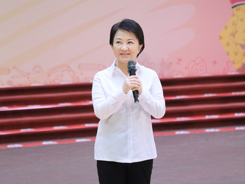 台中市111學年度中等以上學校模範生與市長合影--TSAI (2)