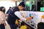 全台最酷美術課「上課啦！」盧市長化身美術老師與學童齊彩繪公車--TSAI (76)