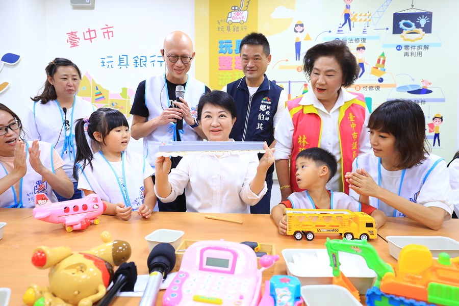 台中市玩具銀行開幕活動--TSAI (90)
