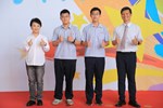 台中市111學年度高級中等以下學校畢業生市長獎合影活動(高中組)--TSAI (70)