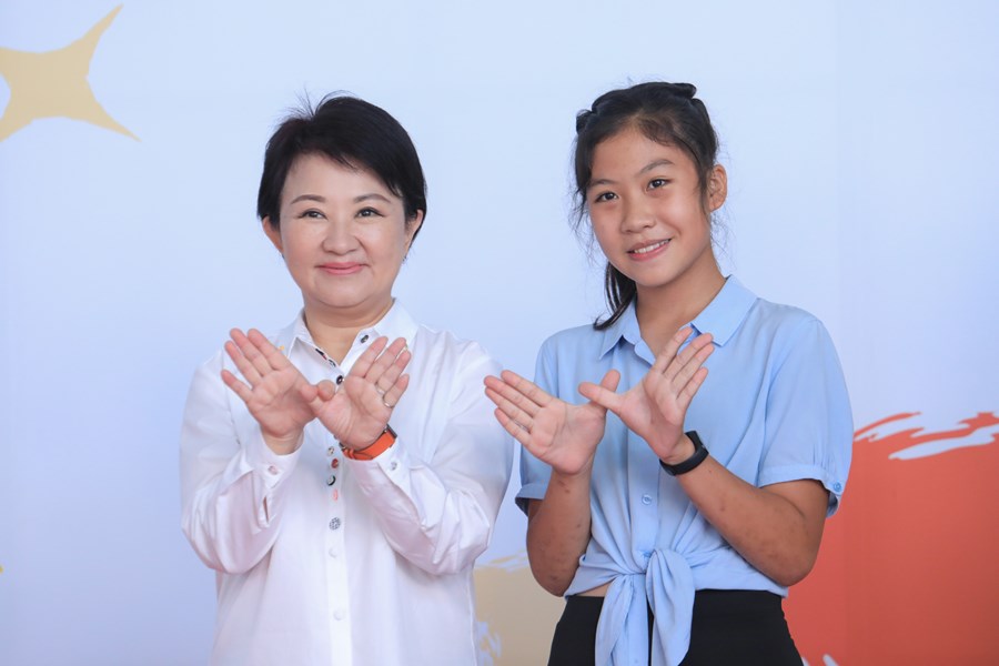 台中市111學年度國中小學校畢業生市長獎合影活動 (31)
