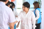 台中市111學年度國中小學校畢業生市長獎合影活動--TSAI (61)