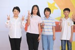 台中市111學年度國中小學校畢業生市長獎合影活動--TSAI (93)