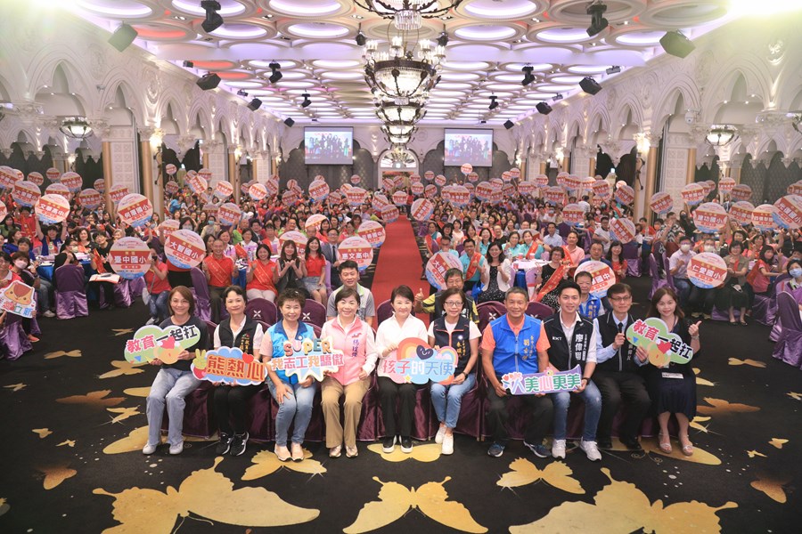 112年台中市績優教育志工暨績優交通導護志工表揚活動--TSAI (19)